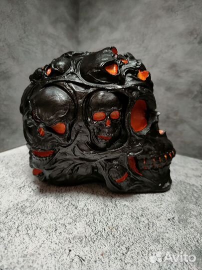 Гипсовая статуэтка Череп большой