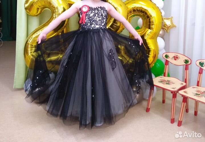 Платье праздничное 134-140