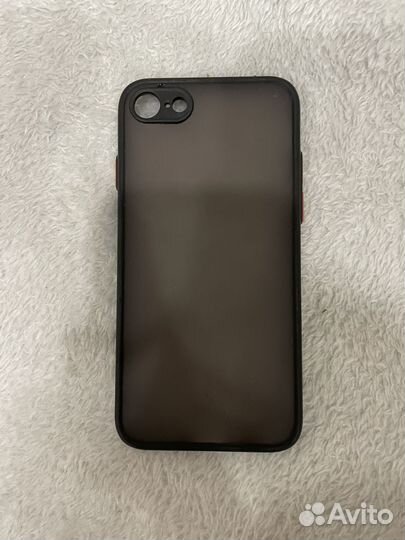 Чехол на iPhone 8