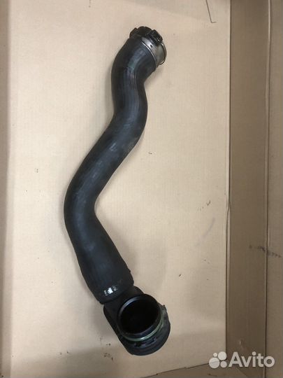Патрубок интеркулера Opel Insignia a20nht a20nft