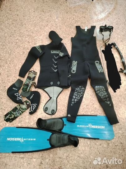 Гидрокостюм