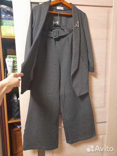 Школьный костюм