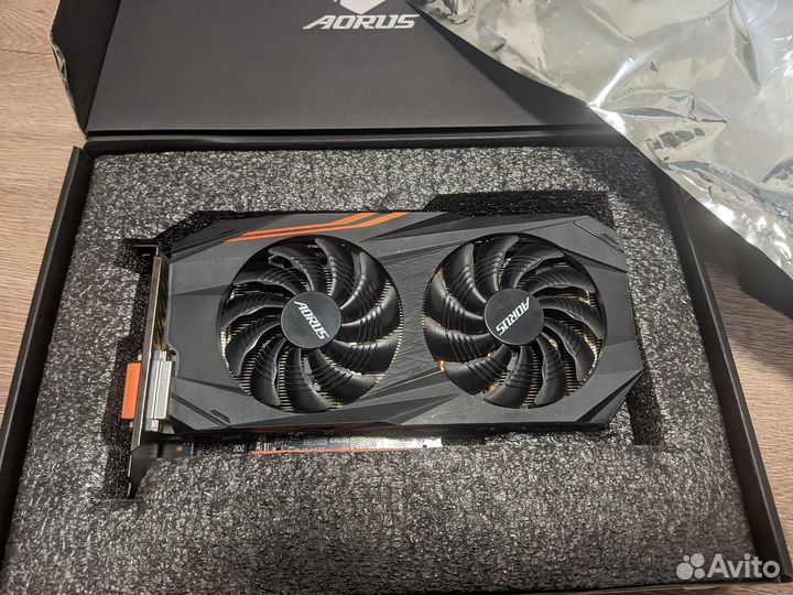 Видеокарта Gigabyte AMD Radeon RX 570 aorus