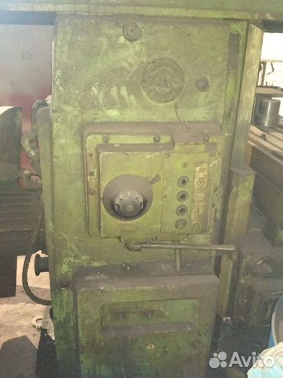 Горизонтальный консольно-фрезерный станок 6Р82Г