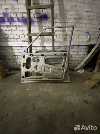 Дверь на ваз 2115