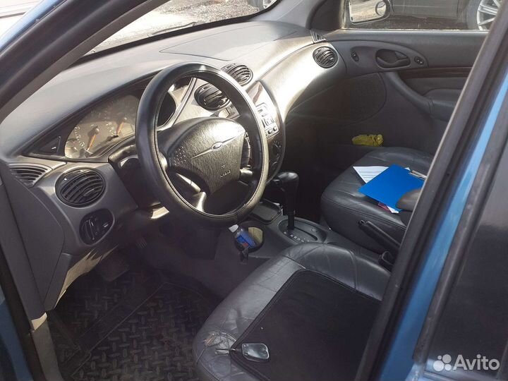 Ford Focus 2.0 AT, 1999, 200 000 км