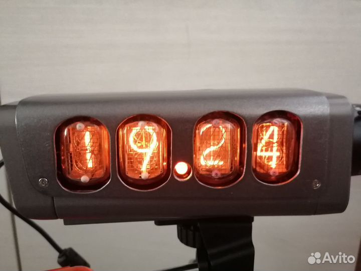 Nixie clock, часы ламповые