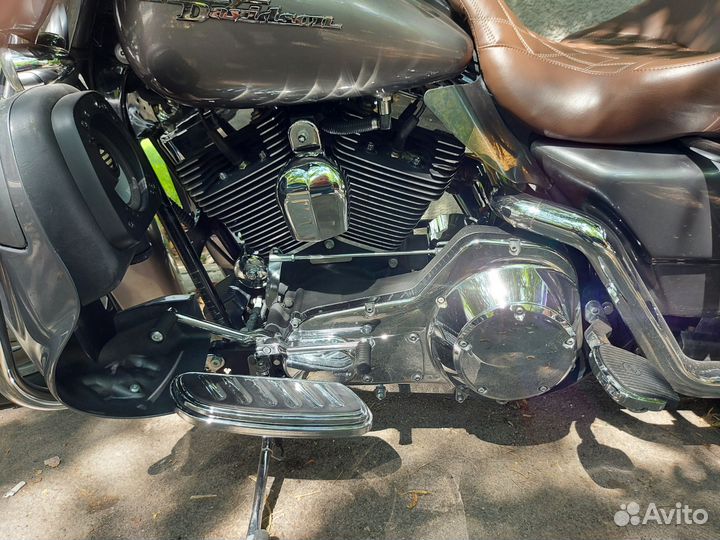 Продам Harley Davidson Street Glide