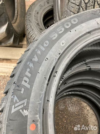 Tracmax X-Privilo S500 235/45 R18 98T