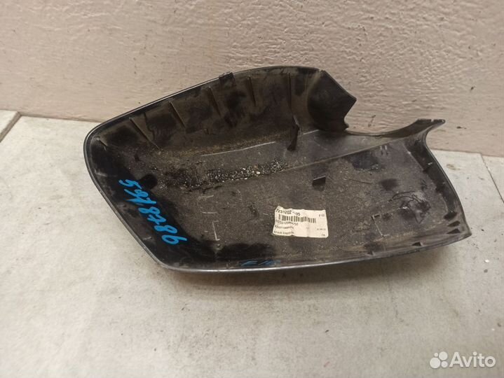 Накладка зеркала правого