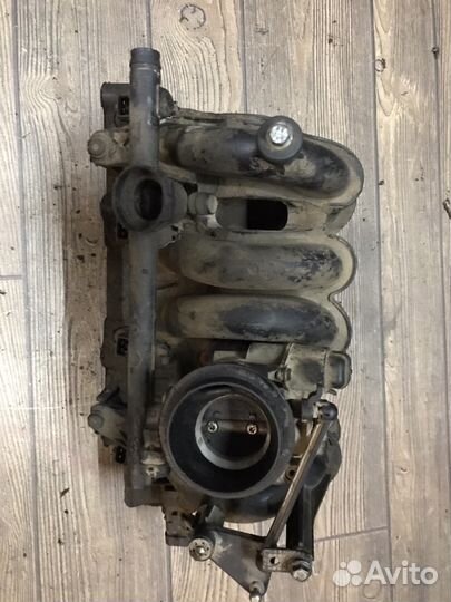 Впускной коллектор Рено Символ