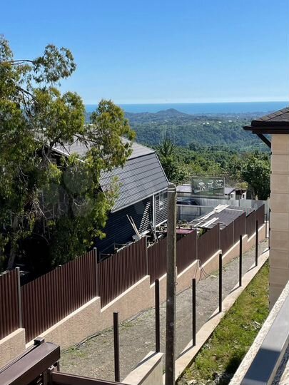 Дом 160 м² на участке 4 сот.