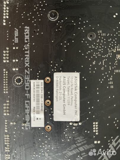Материнская плата asus ROG strix z390 f gaming