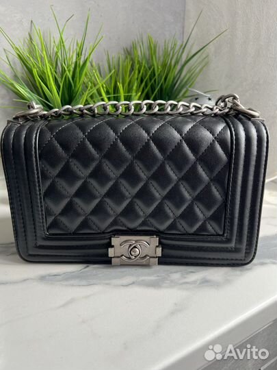 Сумка chanel boy
