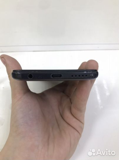 Xiaomi Redmi 8, 4/64 ГБ