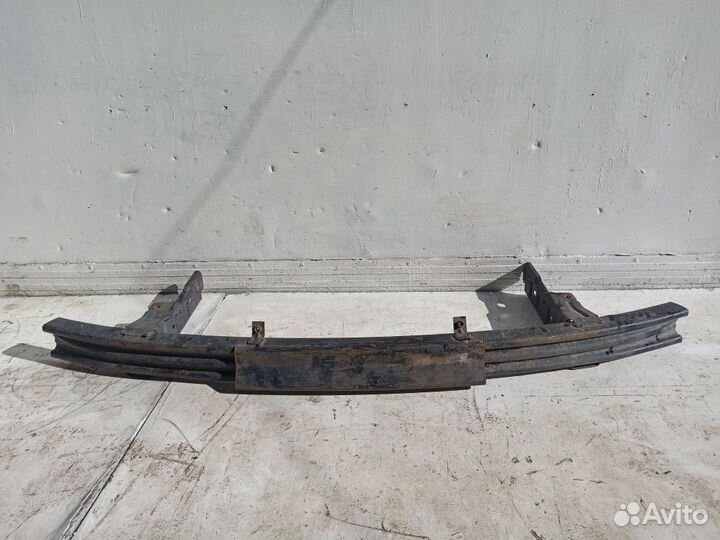 Усилитель заднего бампера