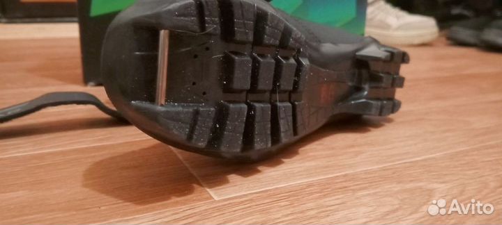 Лыжные ботинки 35 размер