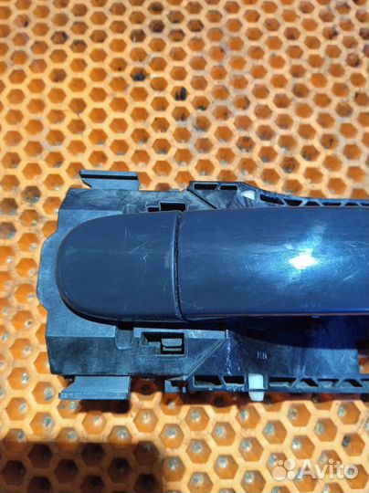 Ручка двери Volkswagen Polo Sedan