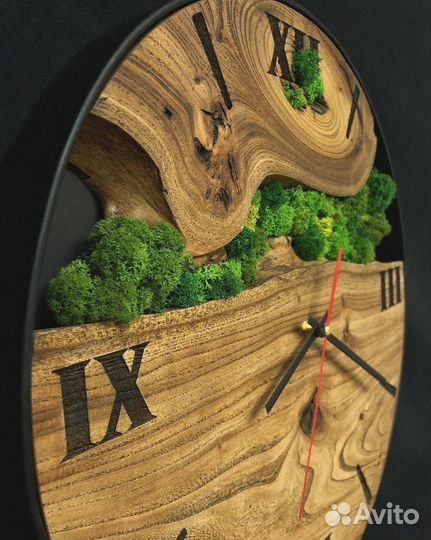 Часы из массива дерева