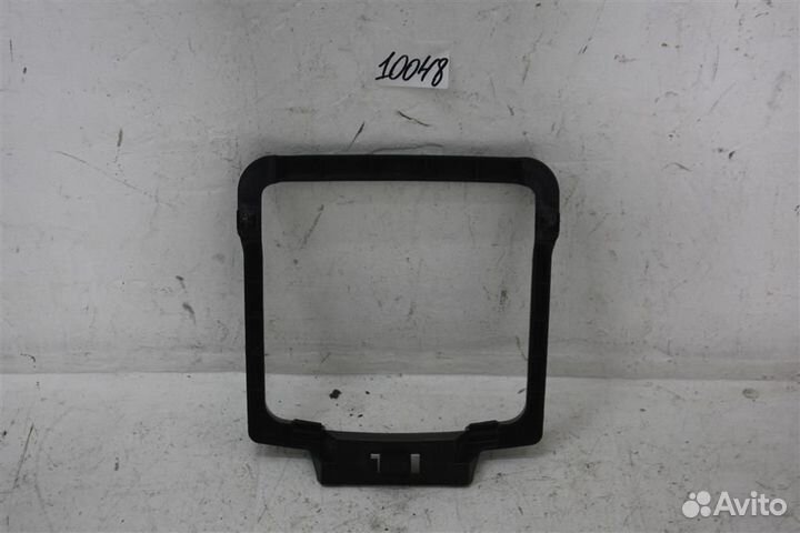 Кронштейн плафона потолка Nissan X-Trail T32