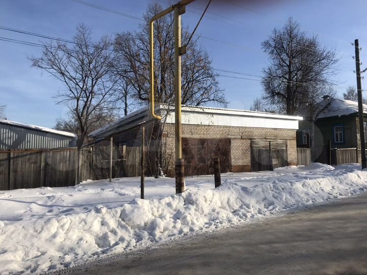 Гараж, > 30 м²