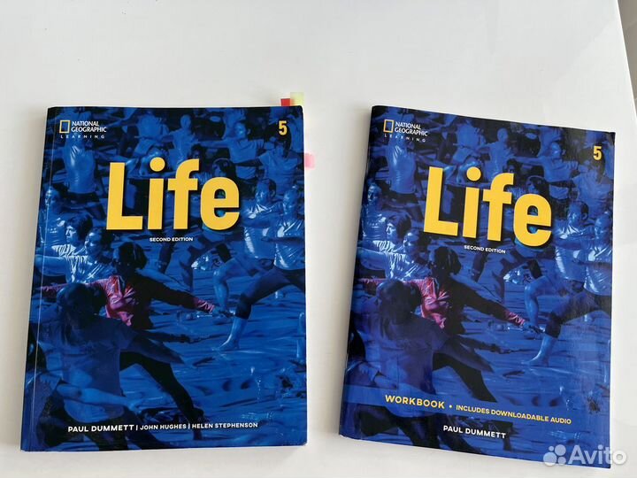 Учебник для изучения английского Life