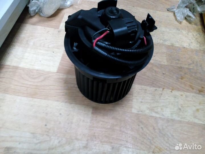 Мотор отопителя renault logan 12/lada vesta 15