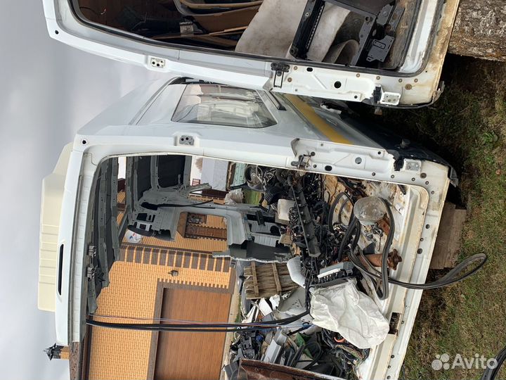 Правое заднее крыло форд транзит