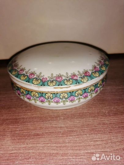 Старинная шкатулка