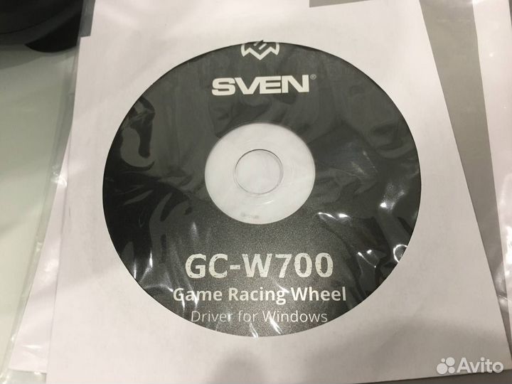 Игровой руль с педалями sven GC-W700