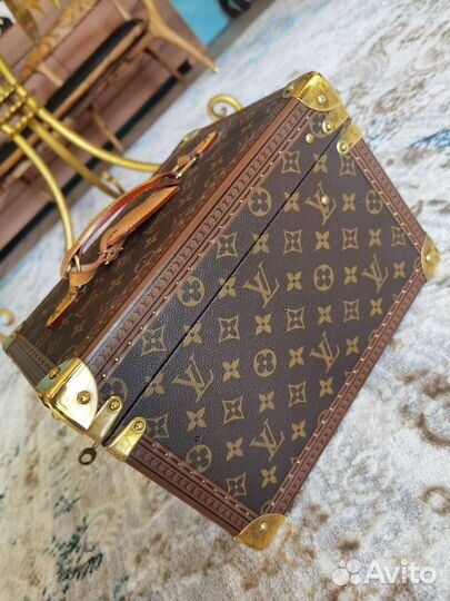 Бьюти-кейс Louis Vuitton оригинал