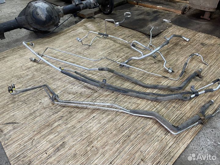 Трубка кондиционера Mitsubishi Pajero Sport 3