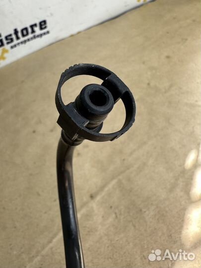 Трубка вентиляции бака Audi A4 B8