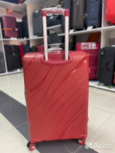 Чемодан 24 дюйма Travel Fashion Wave красный из полипропилена