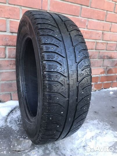 Bridgestone Ice Cruiser 7000 185/65 R15