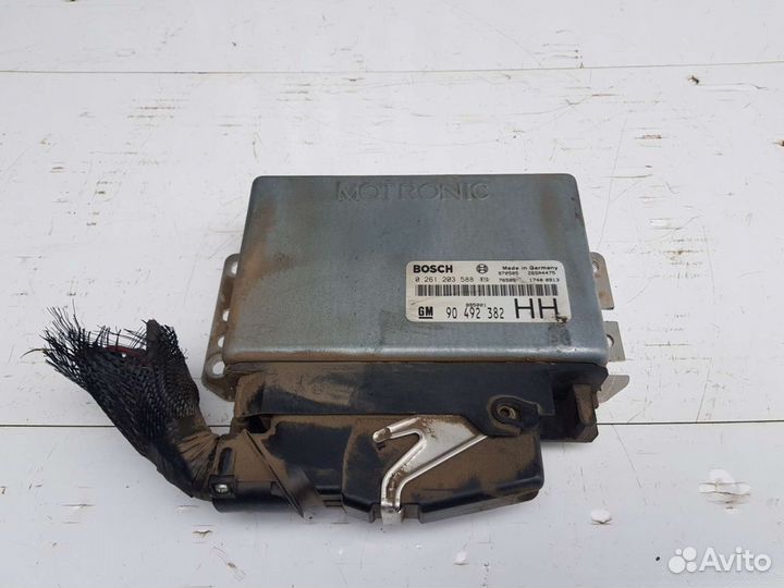 Блок управления двигателем Opel Omega x25xe