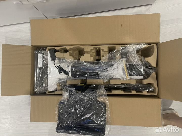 Моющий вертикальный пылес mason