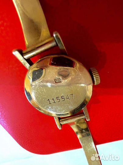 Золотые часы женские Мактайм СССР