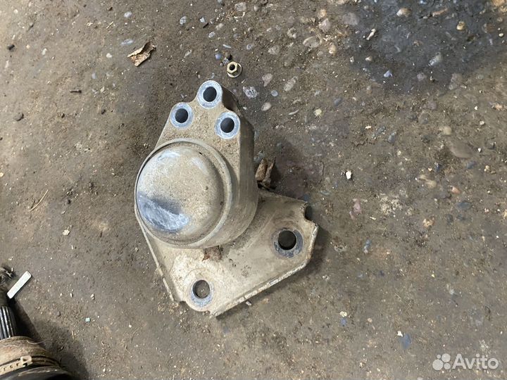 Подушка двигателя Ford fusion