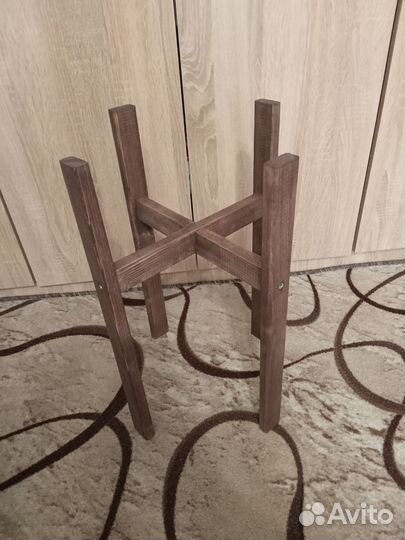 Подставка для цветов напольная