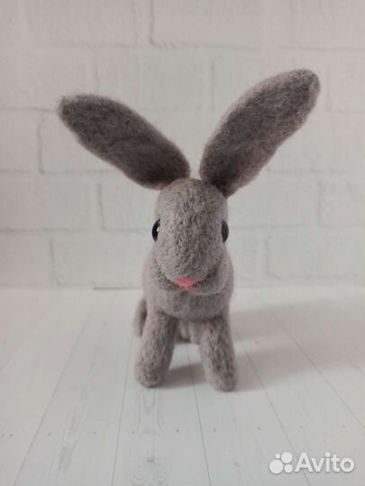 Кролик из шерсти