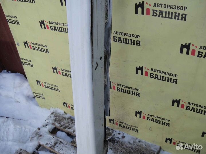 Jaguar XF Порог правый пластиковая накладка