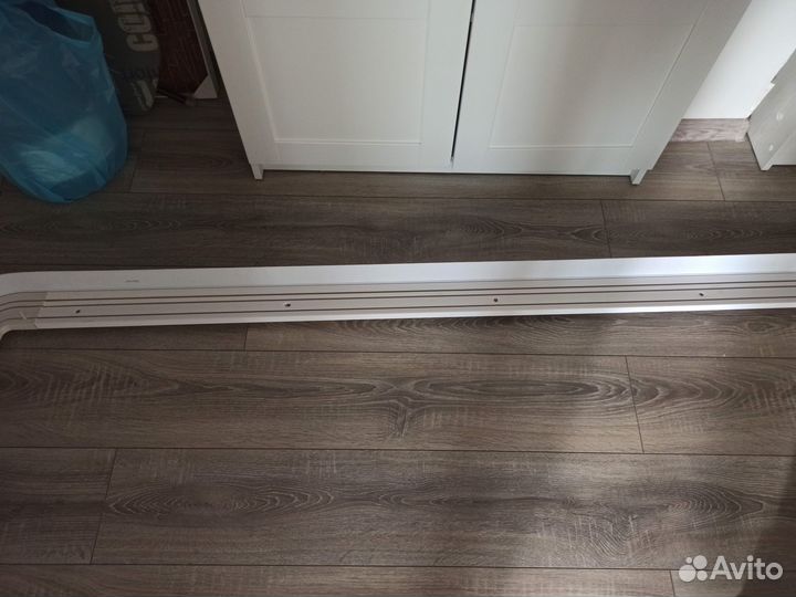 Продам карниз пластиковый