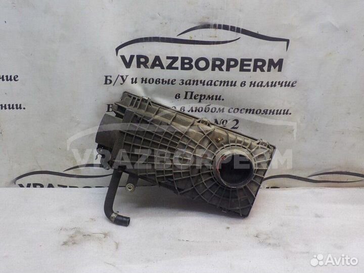 Корпус воздушного фильтра Nissan Sunny N14