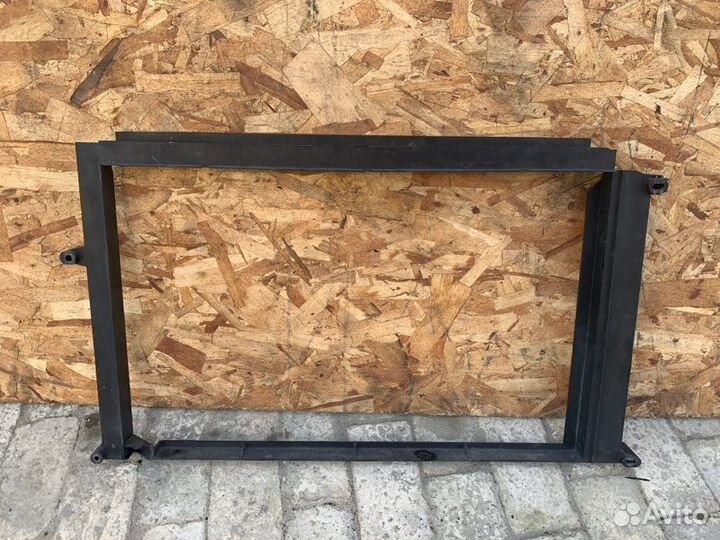 Рамка радиатора Volvo Xc 90 3.2 B6324S 2006-2014