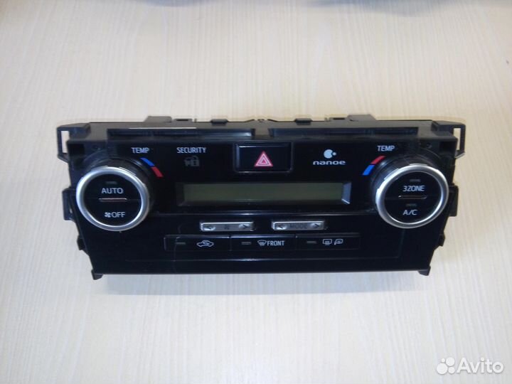Блок управления климатом Toyota Camry 50 3 зоны