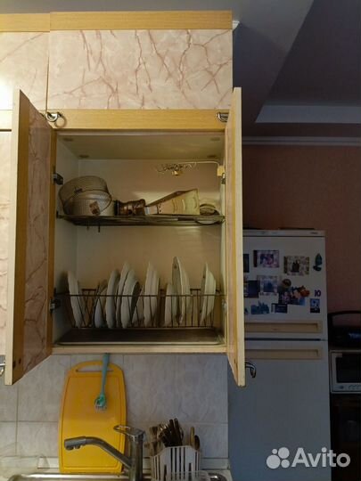 Кухонные шкафчики навесные б/у 2 шт