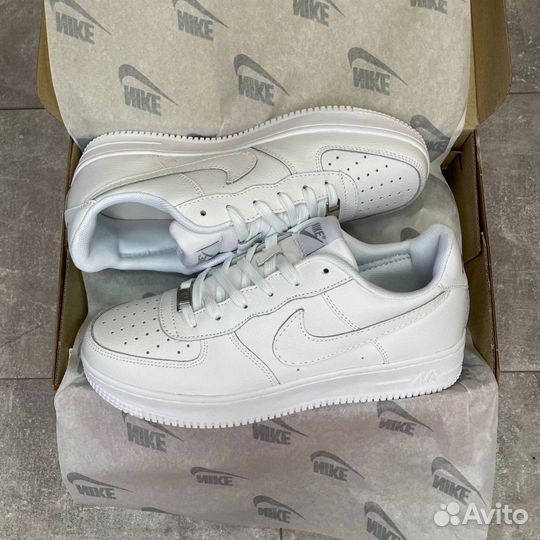 Nike air force 1 white