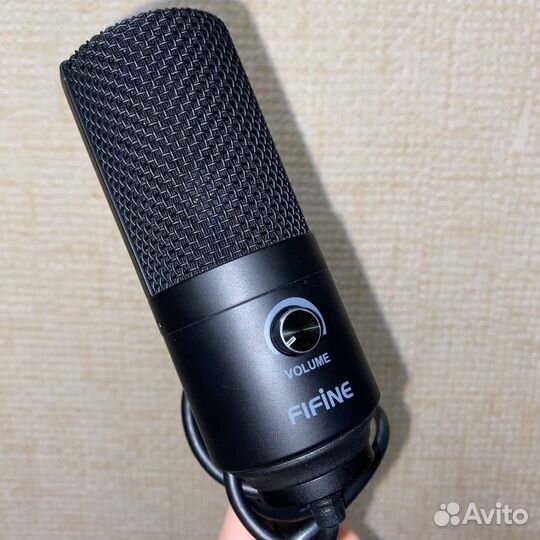 Студийный микрофон Fifine K669B