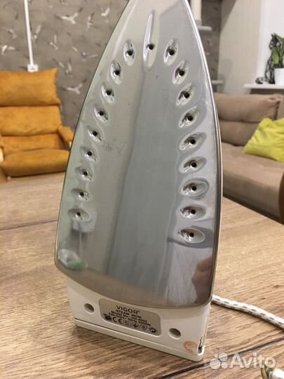 Утюг Vigor